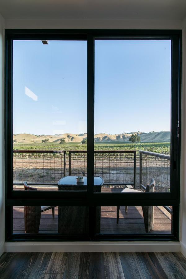 Geneseo Inn Пасо Роблс Экстерьер фото